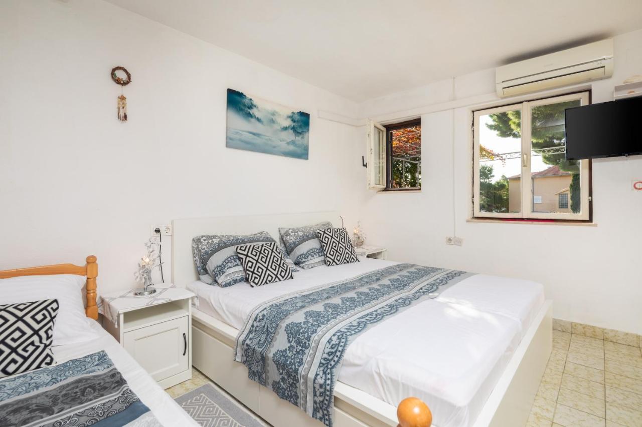 Urban Edge - Beach Apartments Omiš Εξωτερικό φωτογραφία