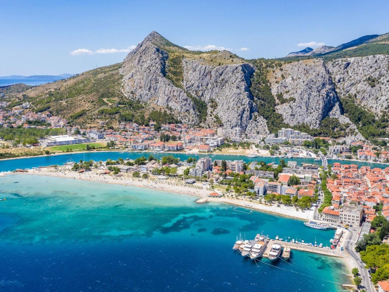 Urban Edge - Beach Apartments Omiš Εξωτερικό φωτογραφία