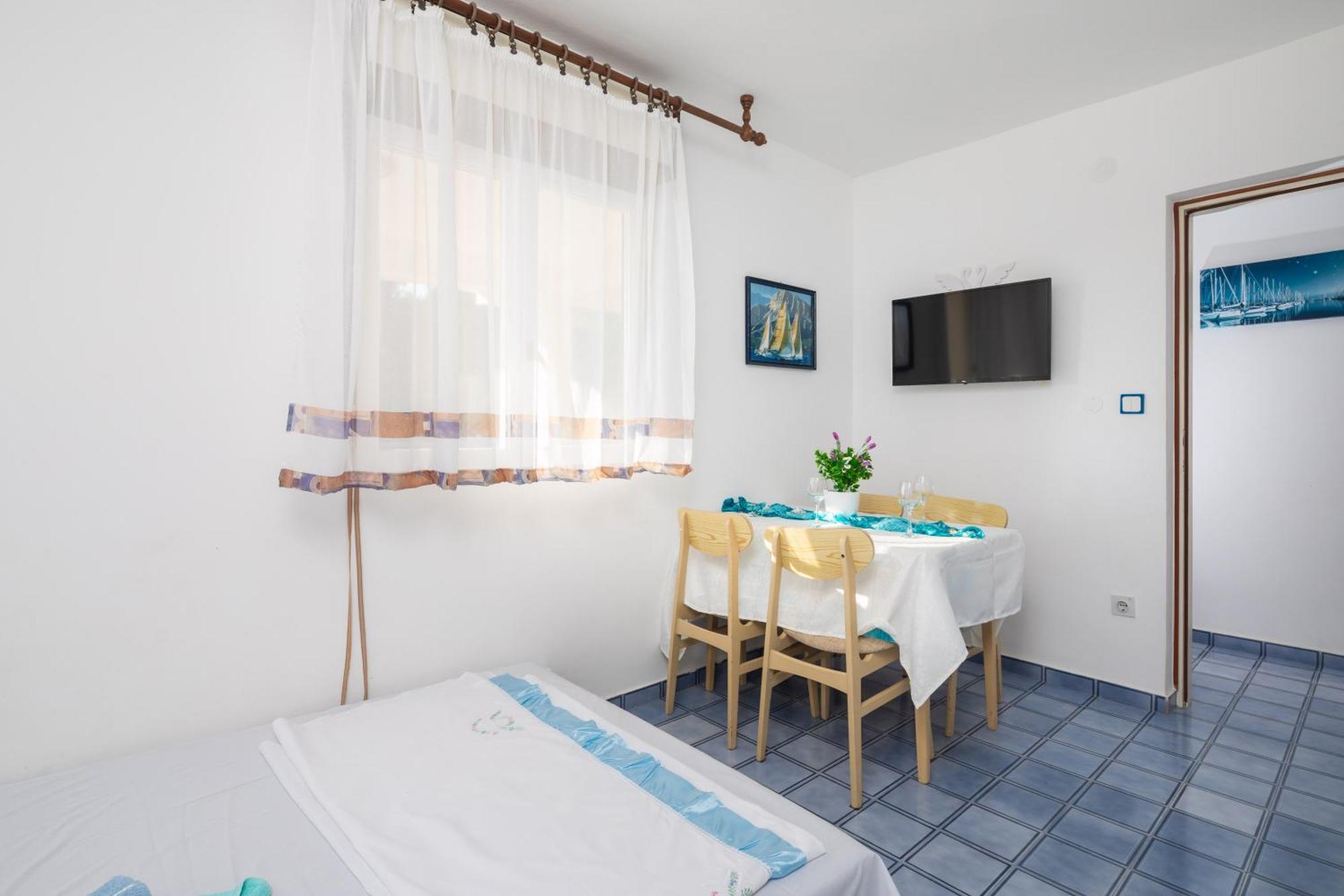 Urban Edge - Beach Apartments Omiš Εξωτερικό φωτογραφία
