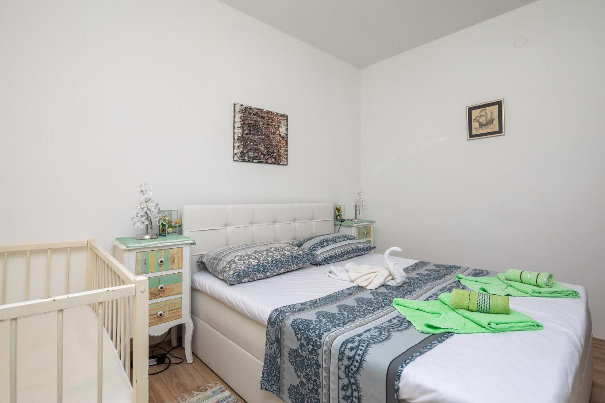 Urban Edge - Beach Apartments Omiš Εξωτερικό φωτογραφία